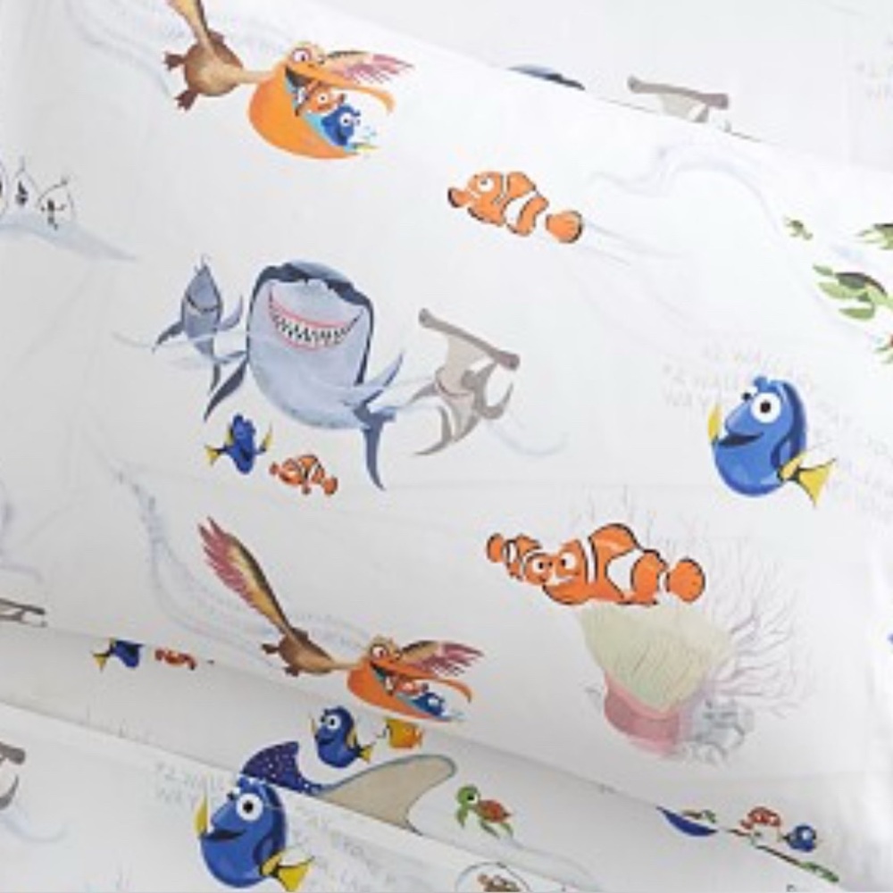 Pottery Barn Finding Nemo Organic Cotton Toddler Bedding—*Discontinued Style*
